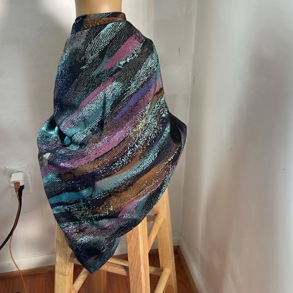 Multicolor Unbranded Triangular Shape Abstract Scarf - Picture 4 of 4